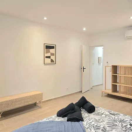 Maison Jean Jaures * Ла-Сьота