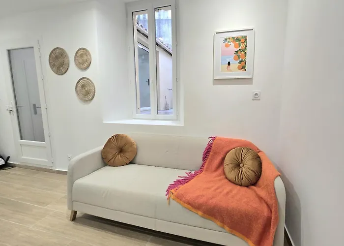 Maison Jean Jaures Ла-Сьота