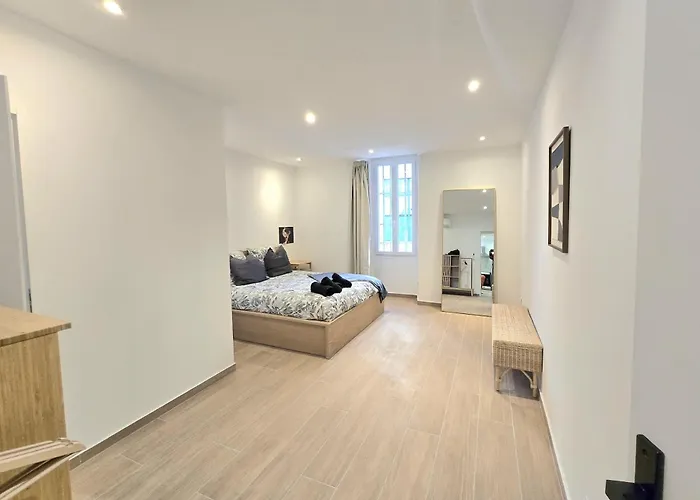 Διαμέρισμα Maison Jean Jaures Λα Σιοτά